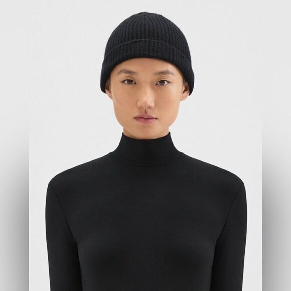 NORDSTROM NWT 100% Cashmere Black Knit
Beanie Hat - Picture 1 of 5